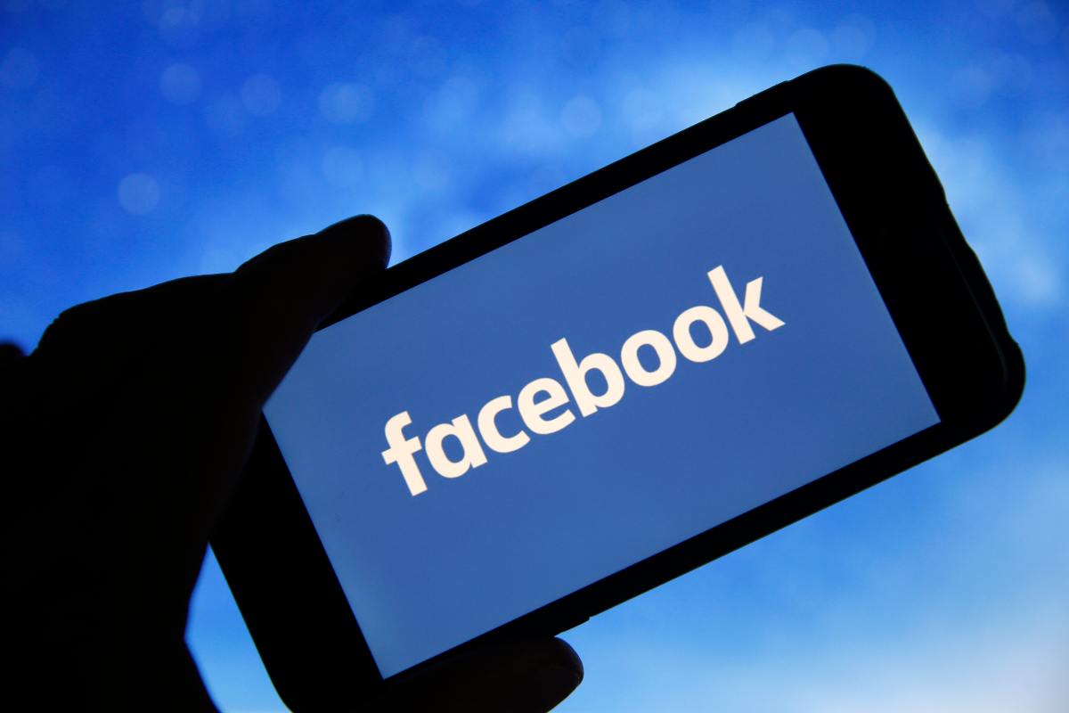 Facebook viene aggiornato da Meta