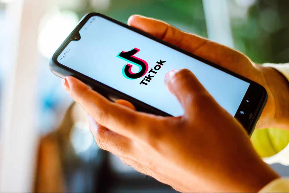 TikTok raccoglie la posizione degli utenti