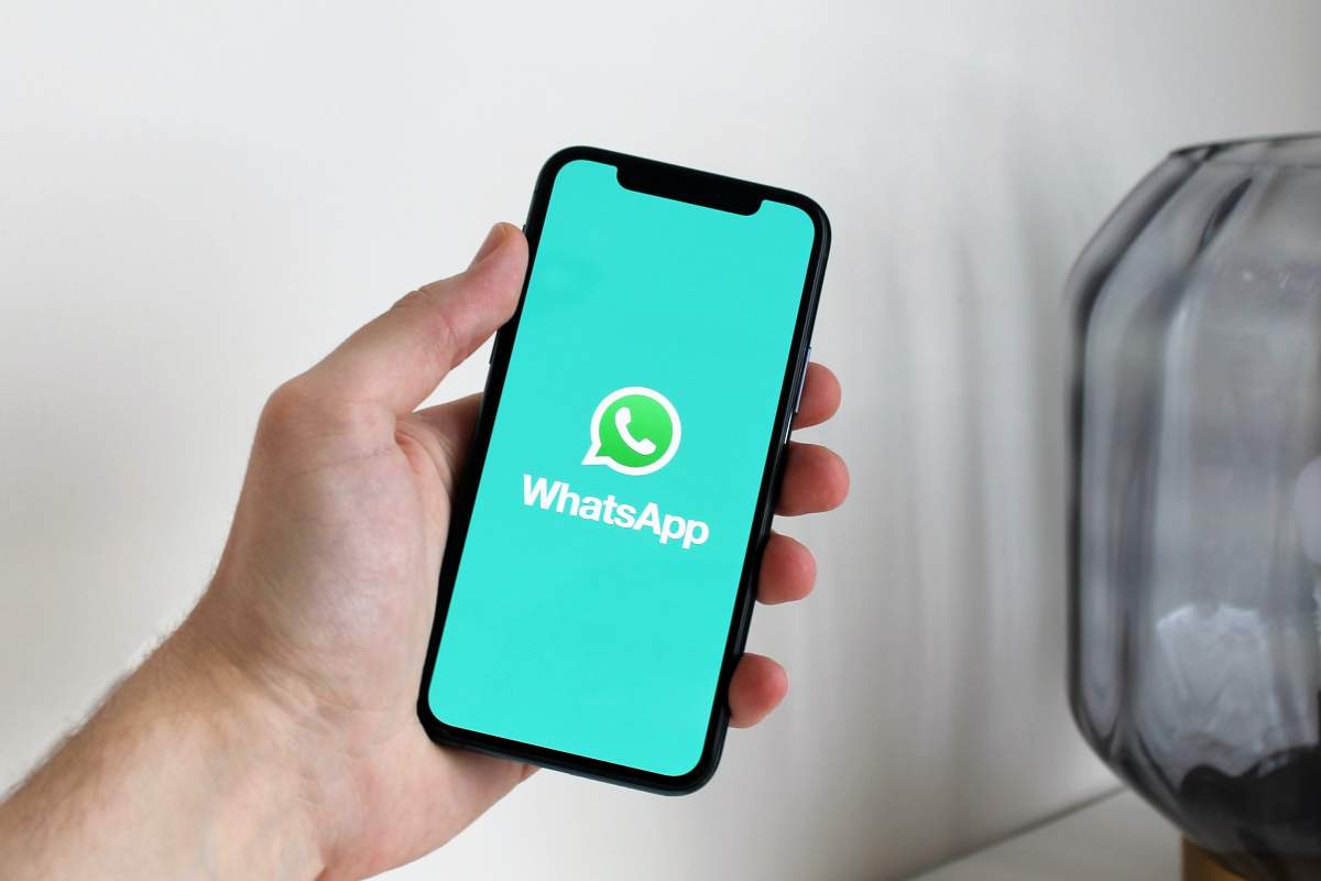 WhatsApp pubblicità