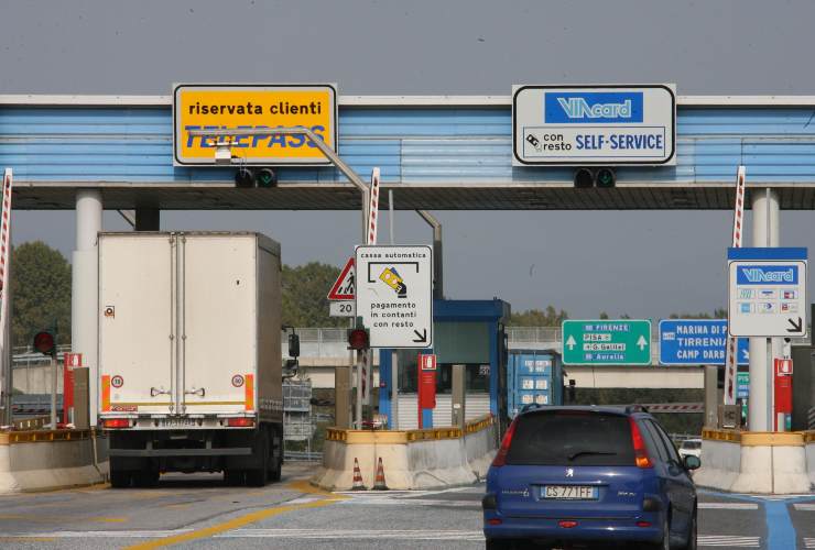 Vero significato della T gialla del casello autostradale