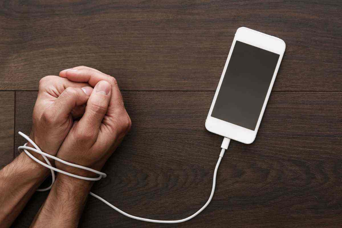 sintomi dipendenza smartphone