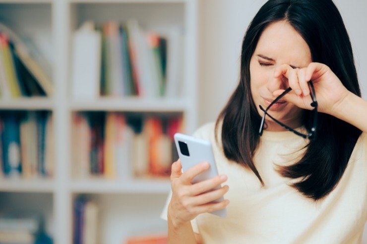 Dipendenza da smartphone, i sintomi