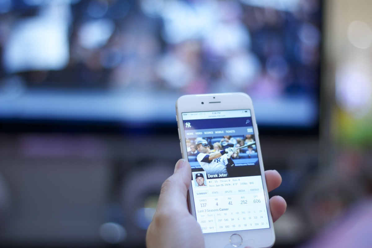 TV e smartphone collegati