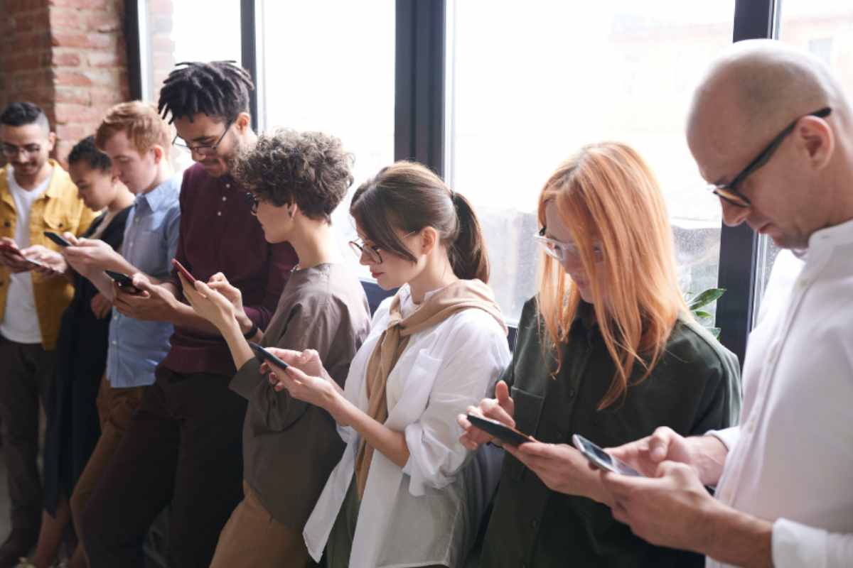 azienda avverte di un errore nei suoi smartphone