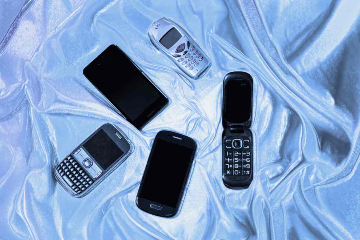 versione aggiornata vecchio telefono