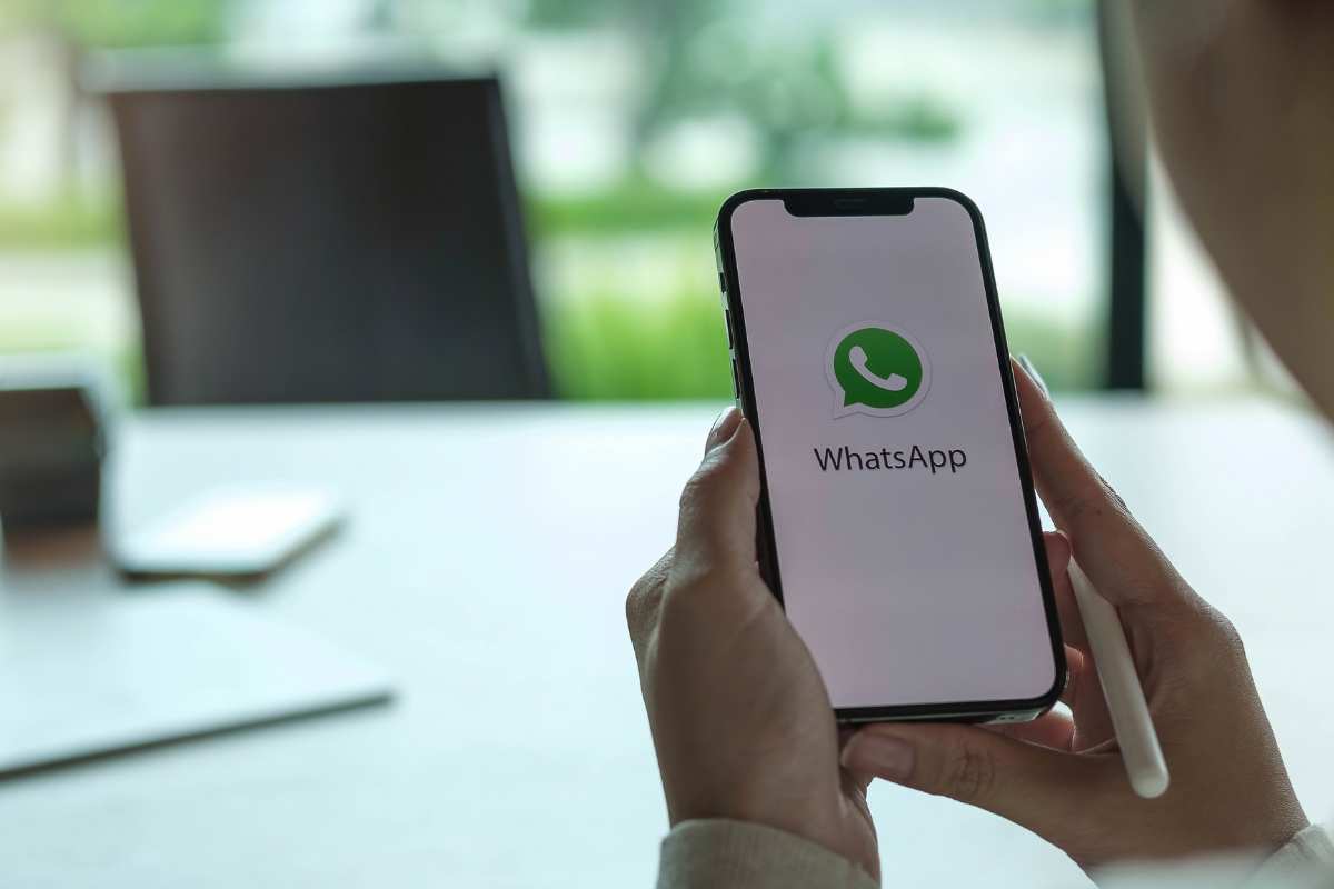 strumento di WhatsApp nascondere posizione