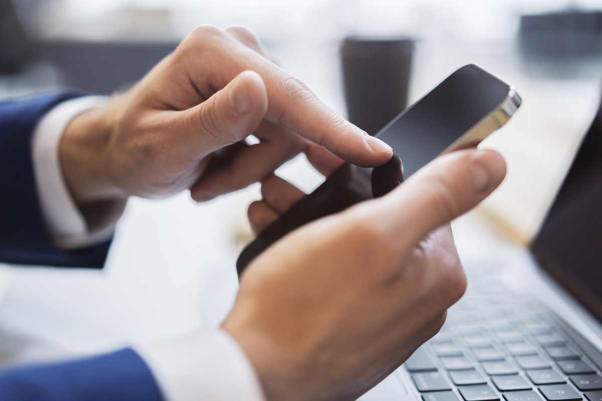 Pulizia efficace dello smartphone