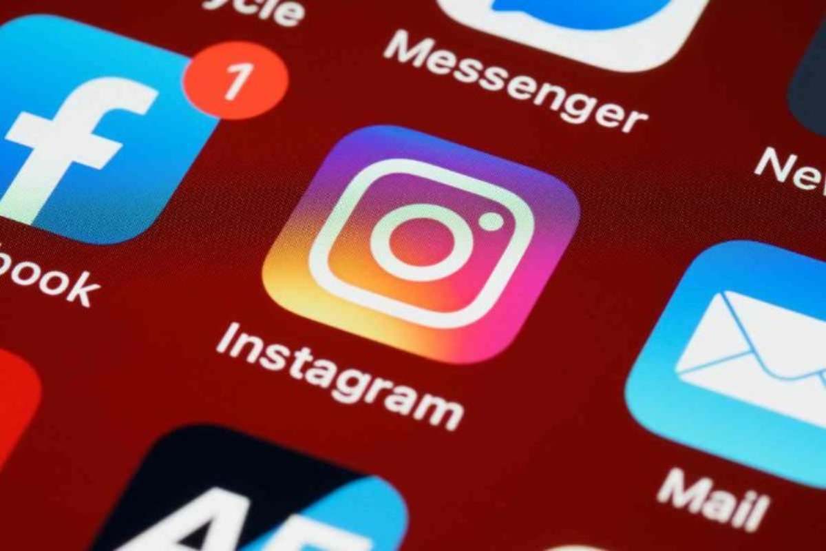 si potranno condividere le storie instagram su whatsapp