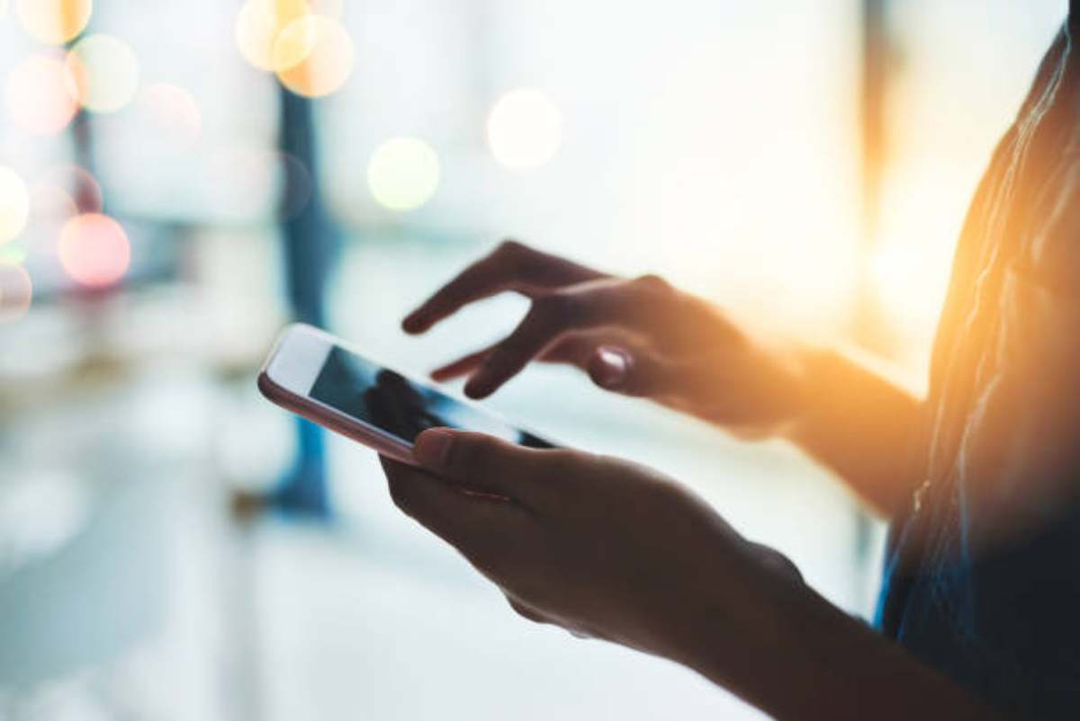 Come cambiare la sensibilità del display del cellulare