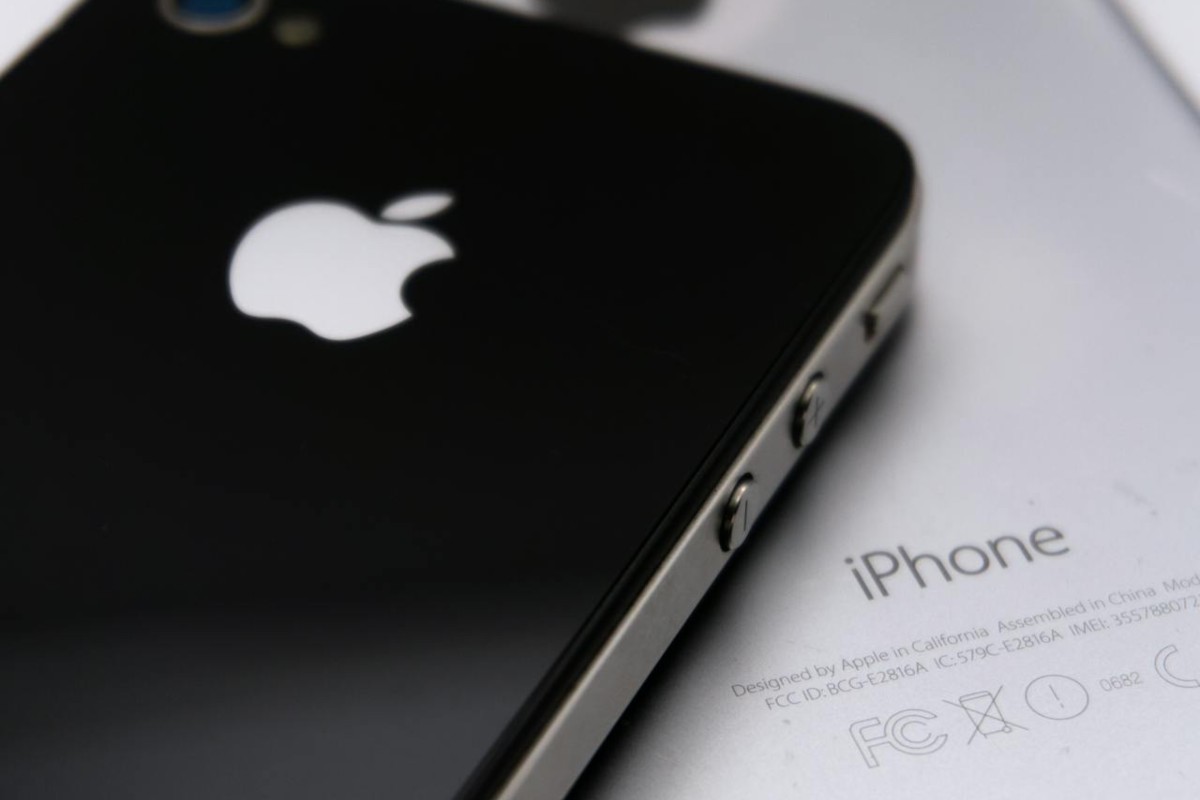 Retro di un iPhone nero