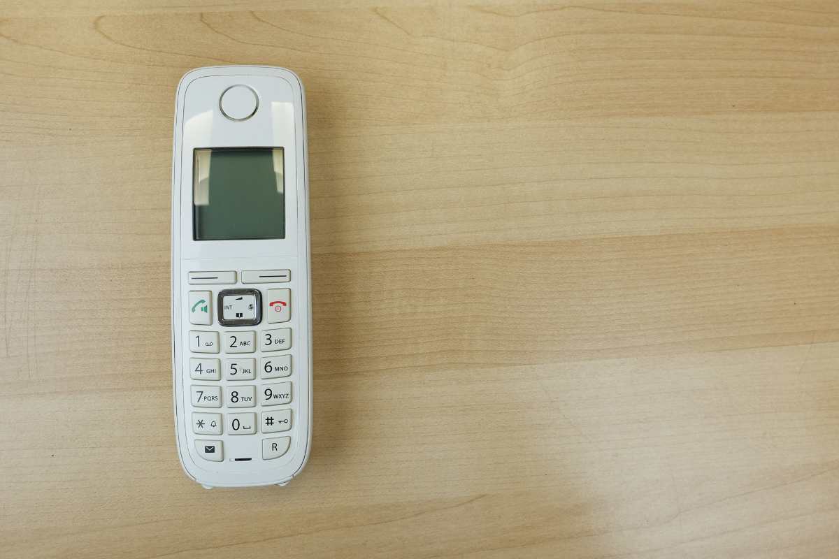 Telefono cordless bianco 