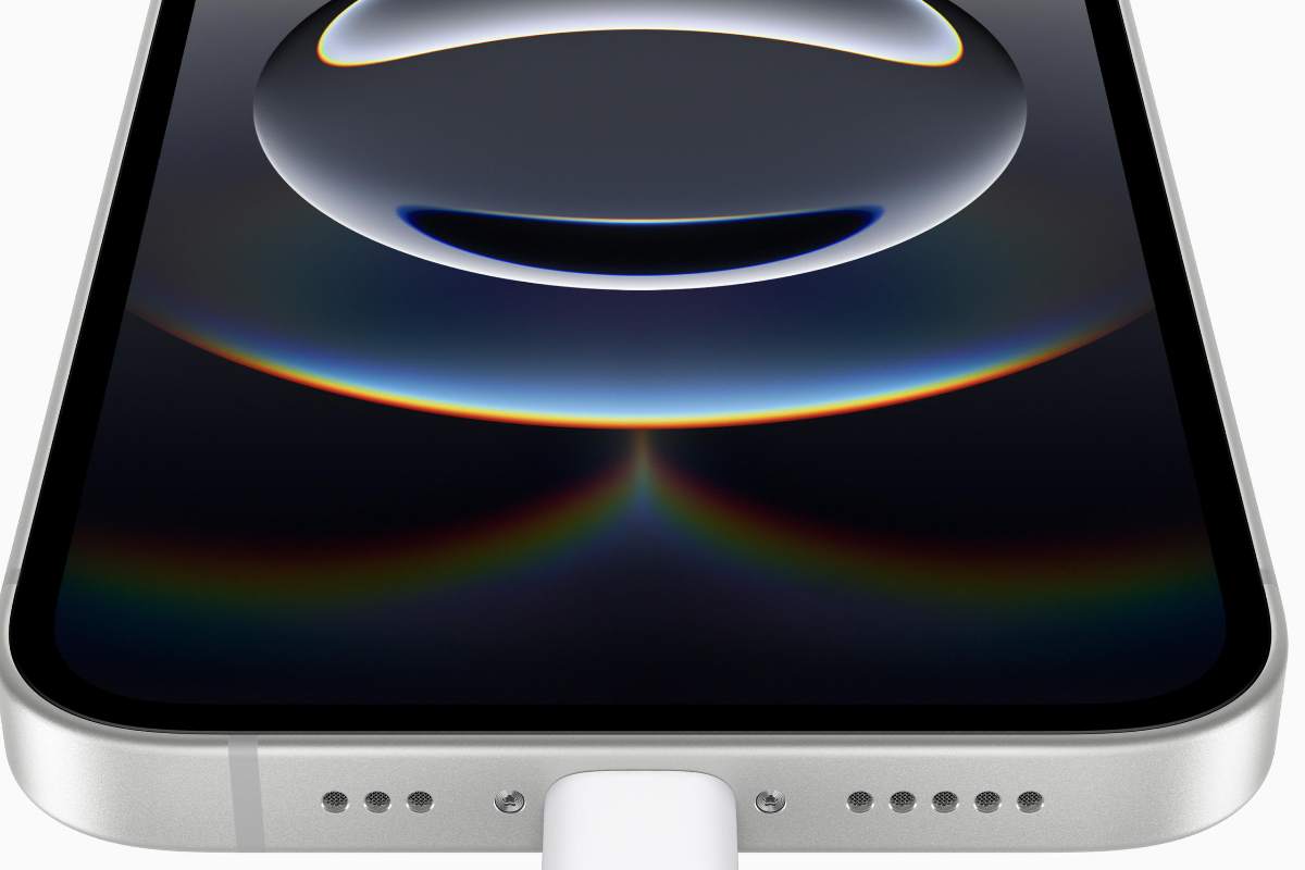 Apple, colpo a sorpresa per i fan dell'iPhone