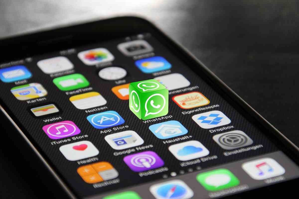 WhatsApp mistero cerchio blu