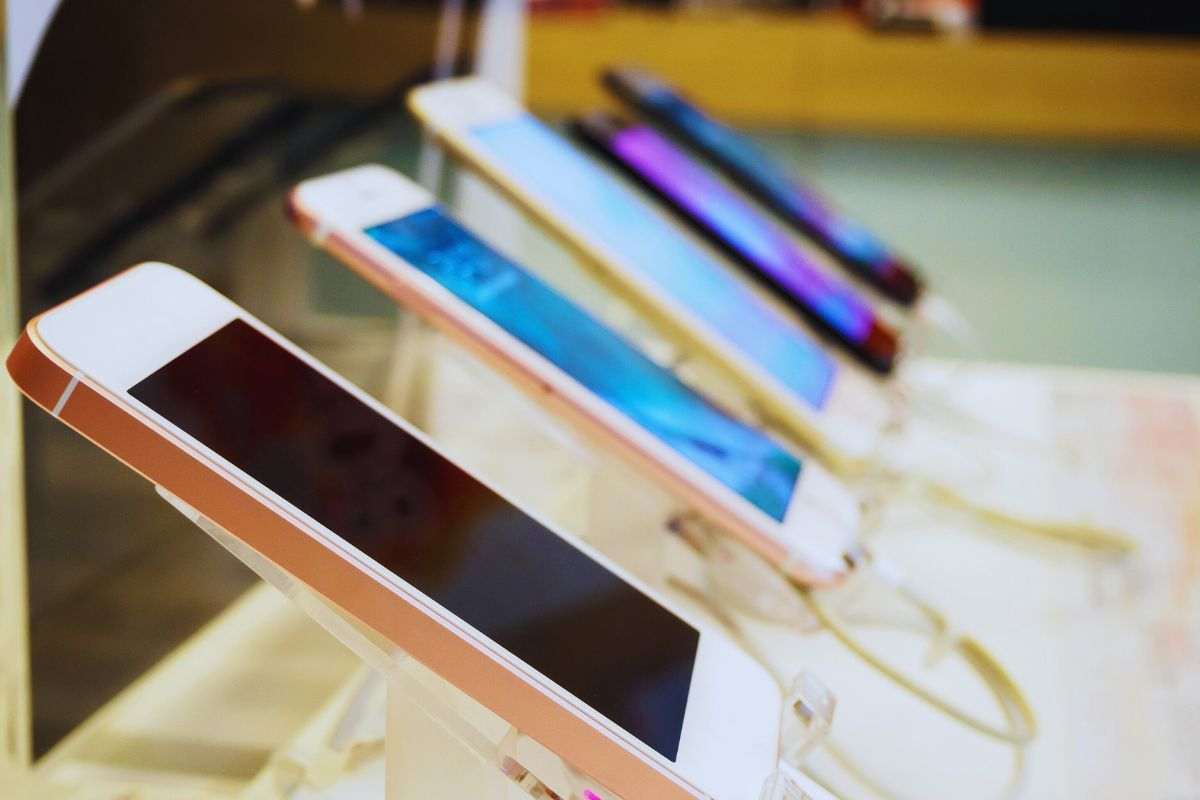 Smartphone in esposizione