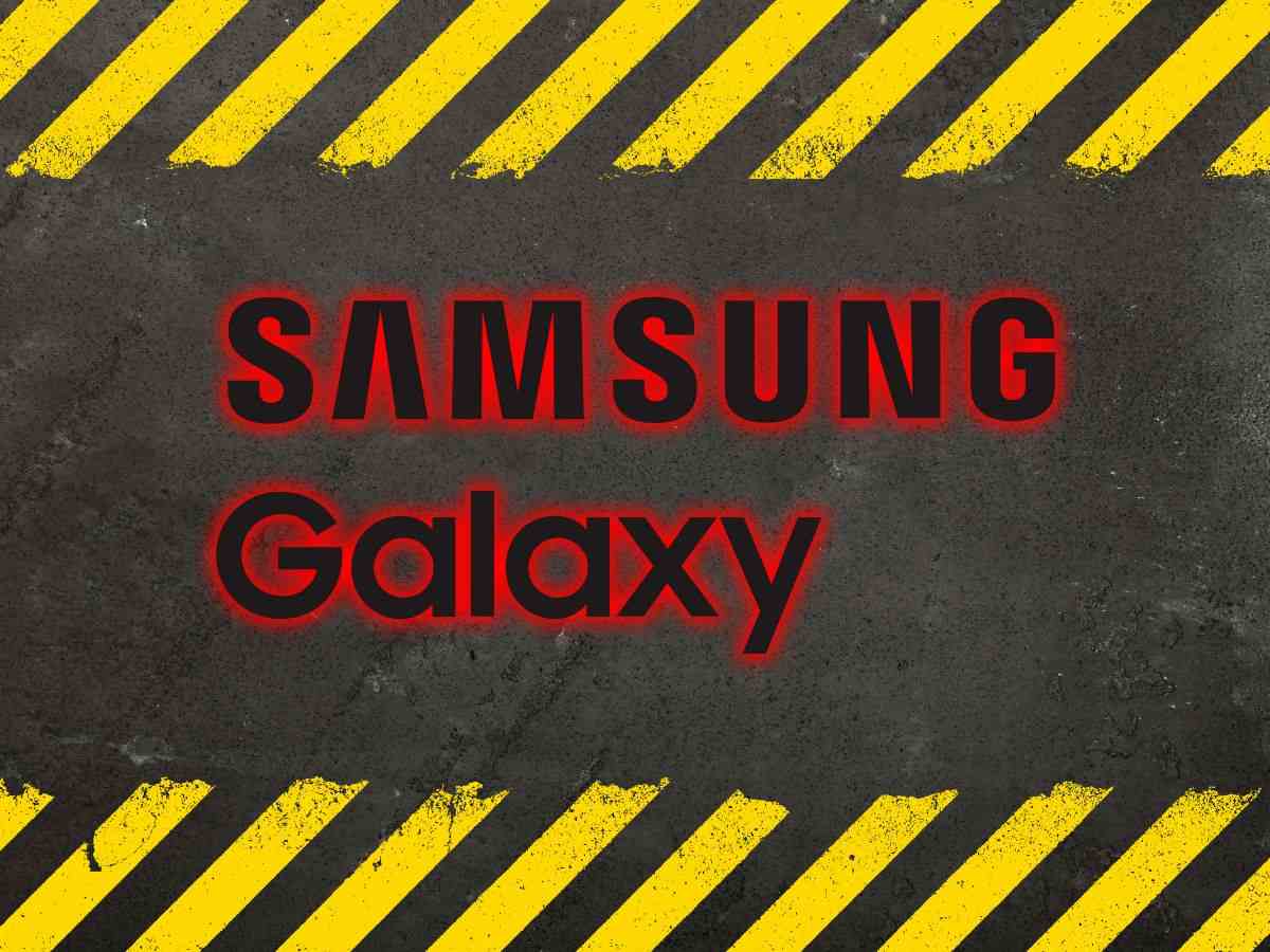 logo Samsung Galaxy con alone rosso su sfondo che richiama il pericolo