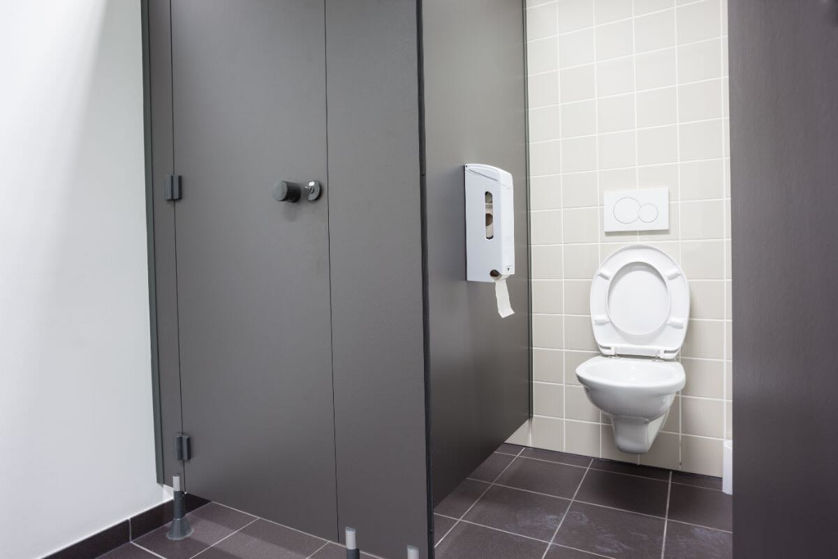 Porta bagno pubblico, gabinetto