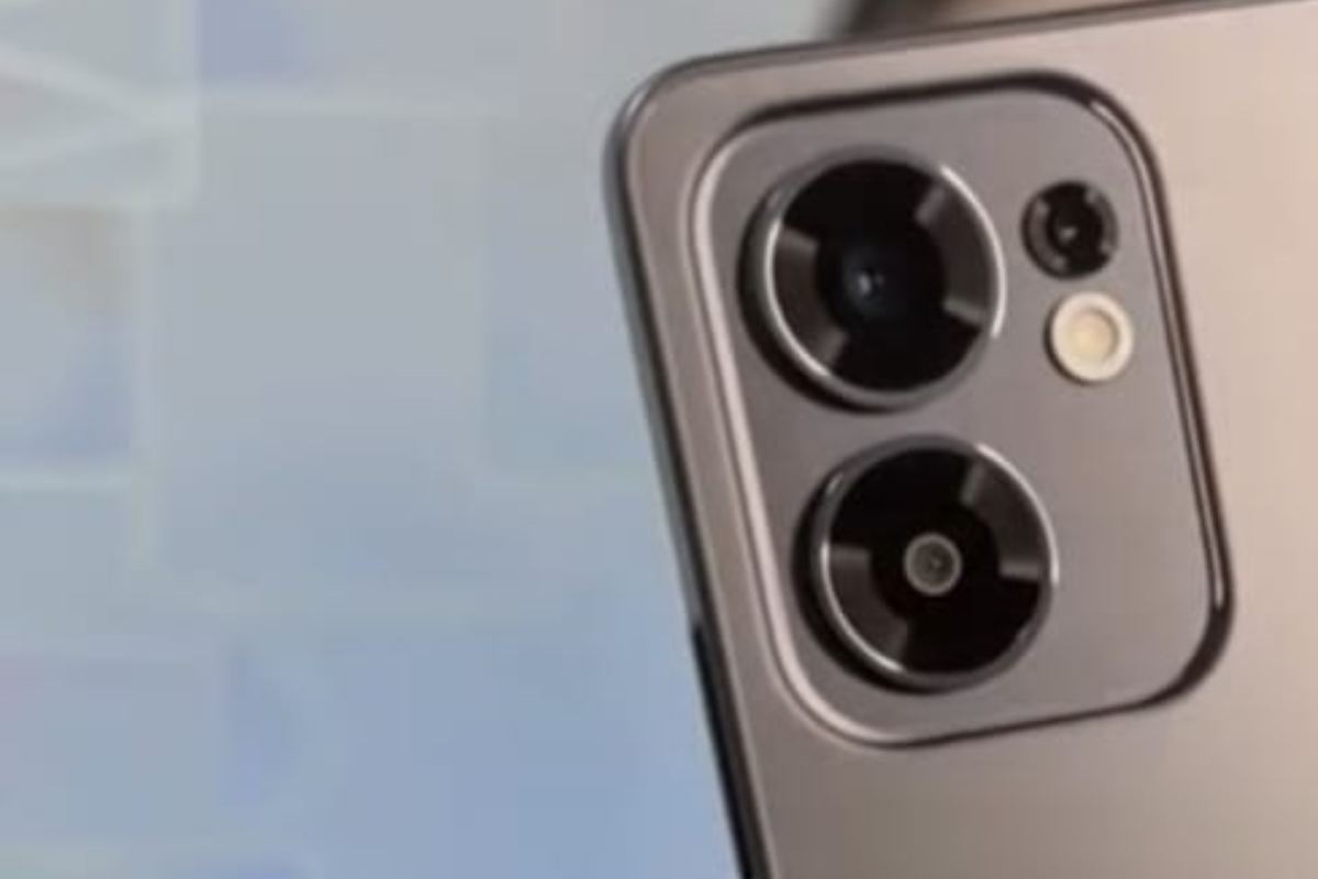 Oppo Reno 13 FS prezzo super