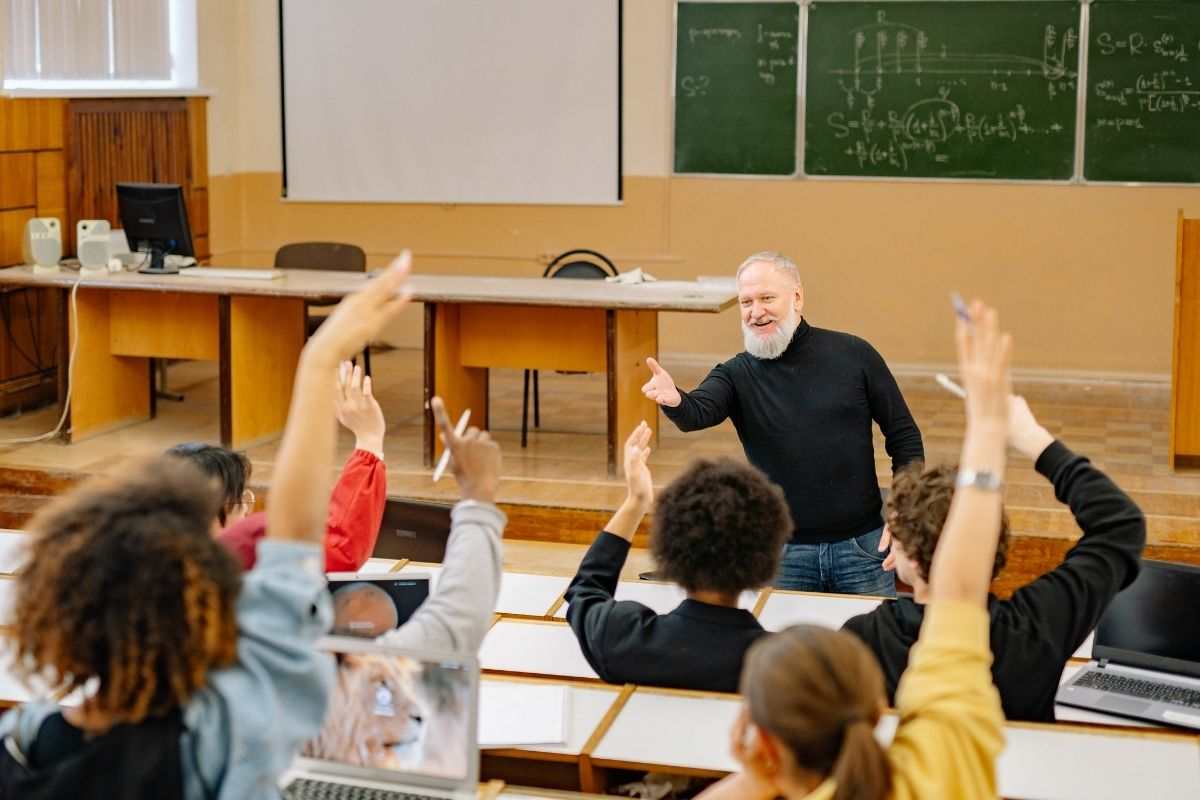 Professore durante una lezione