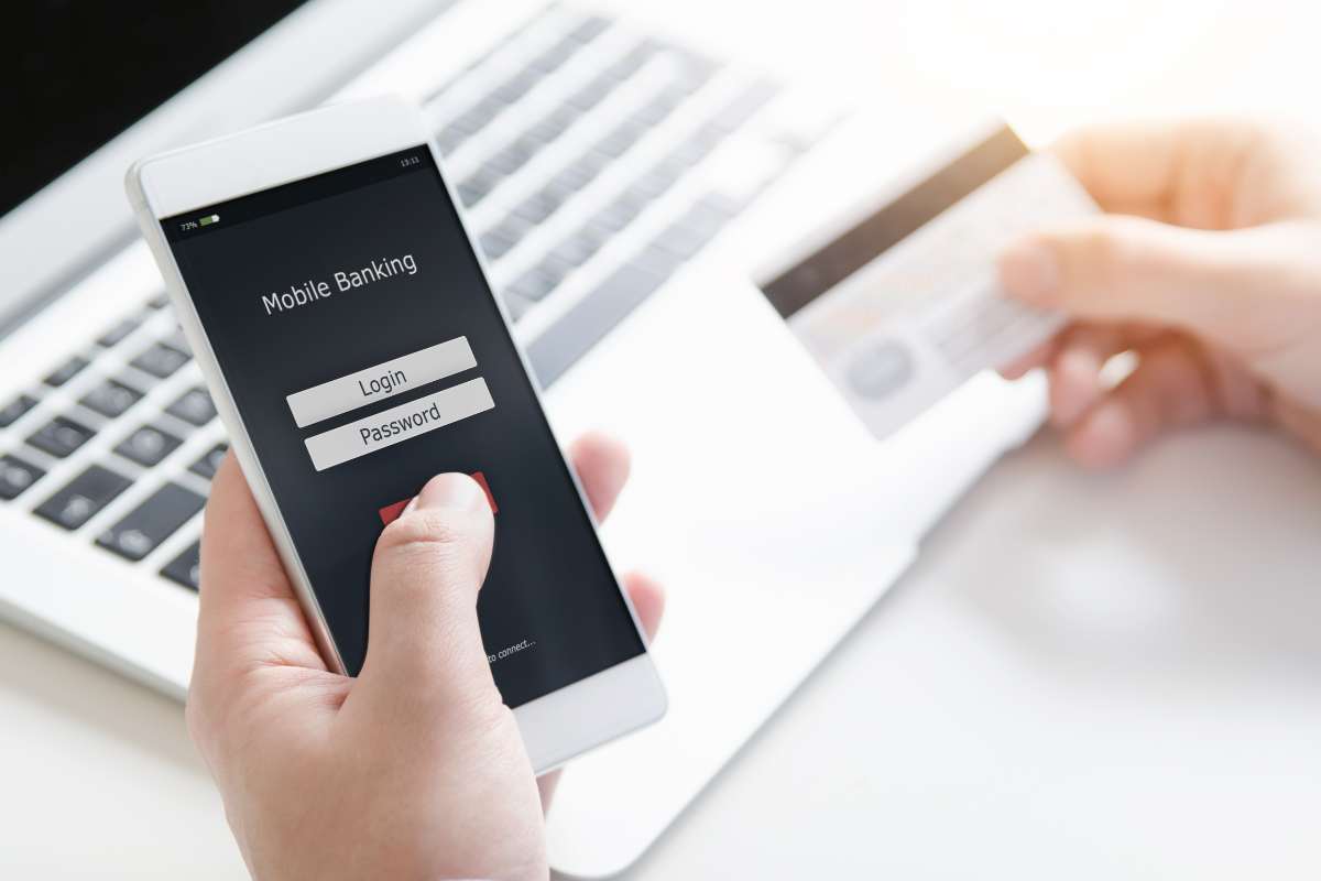 App bancarie nel mirino avvertimento
