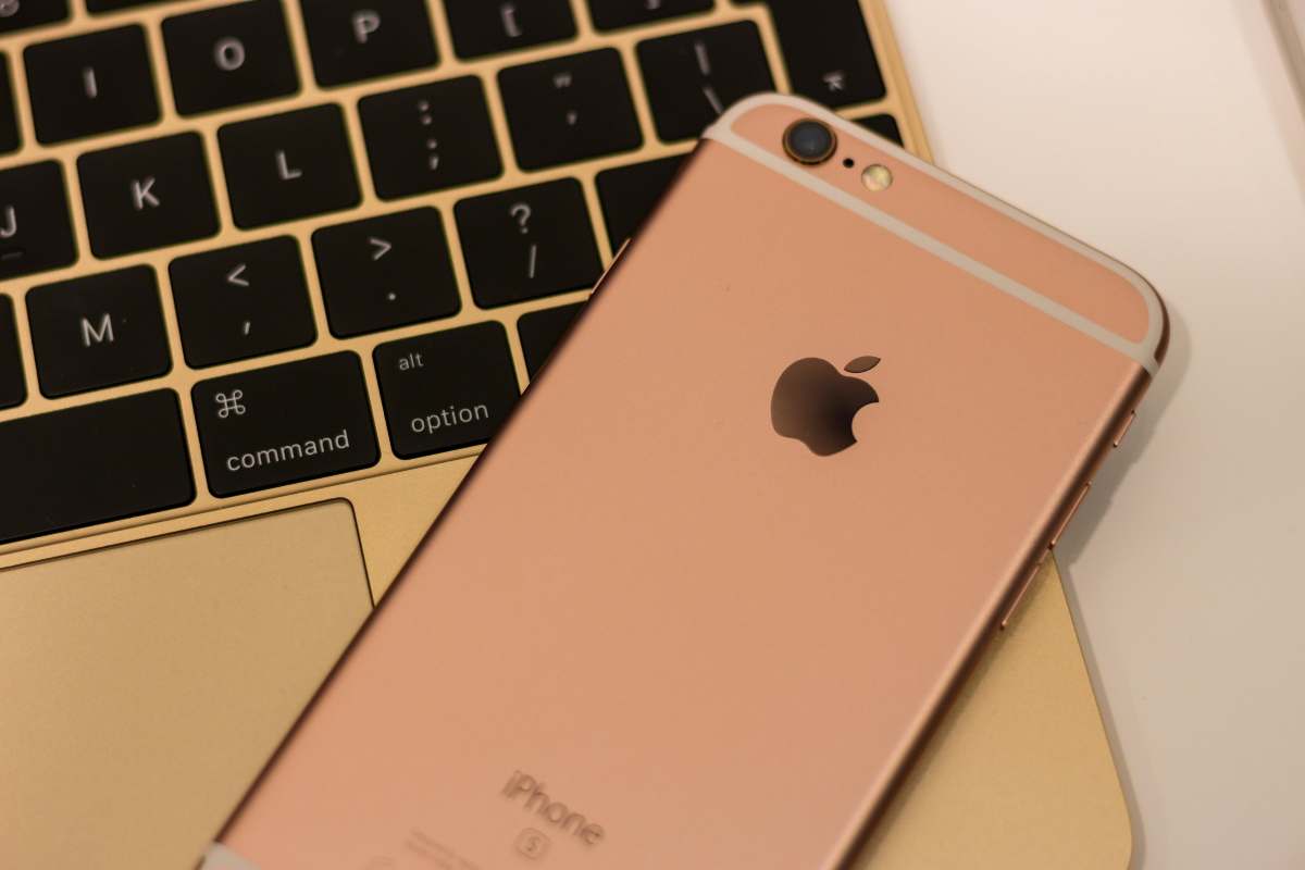 IOS 16.6 stravolge iPhone