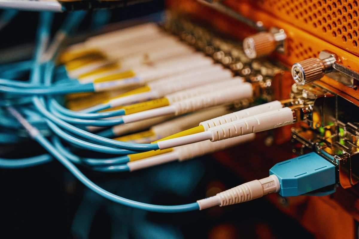 Cavi collegati ad un router