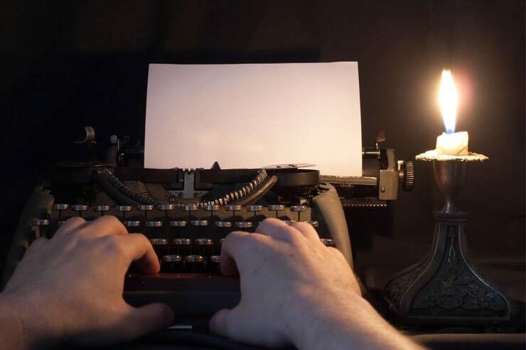 Battere su tasti macchina da scrivere