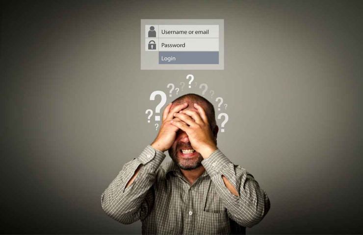 uomo che non ricorda la password