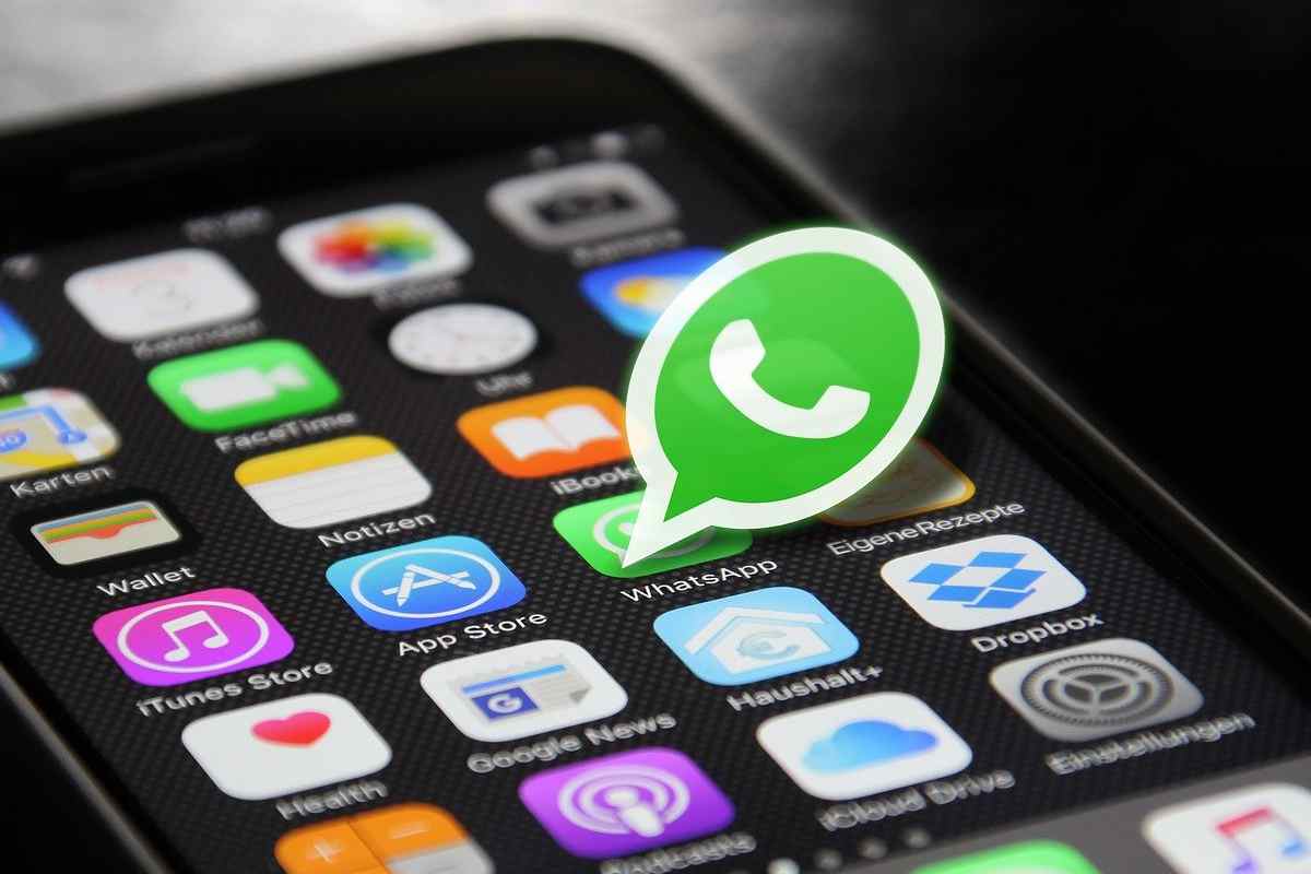 WhatsApp si trasforma funzione che cambia