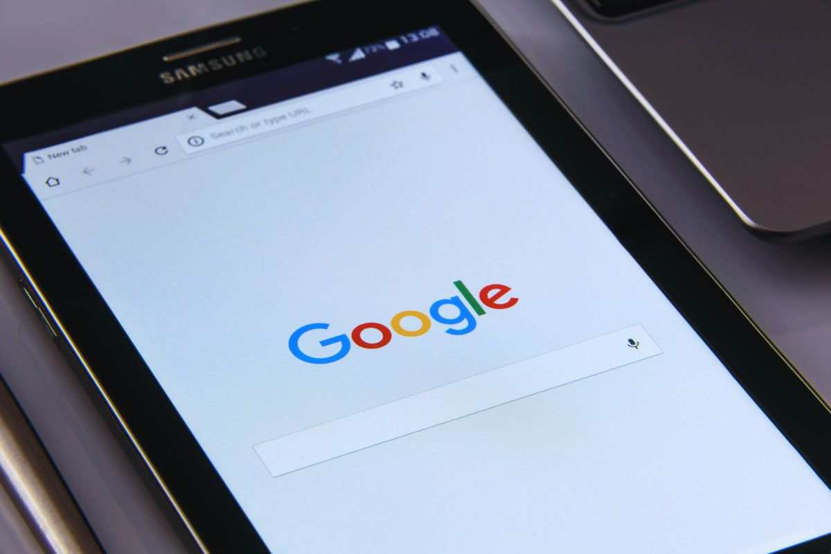 Motore di ricerca Google su Tablet