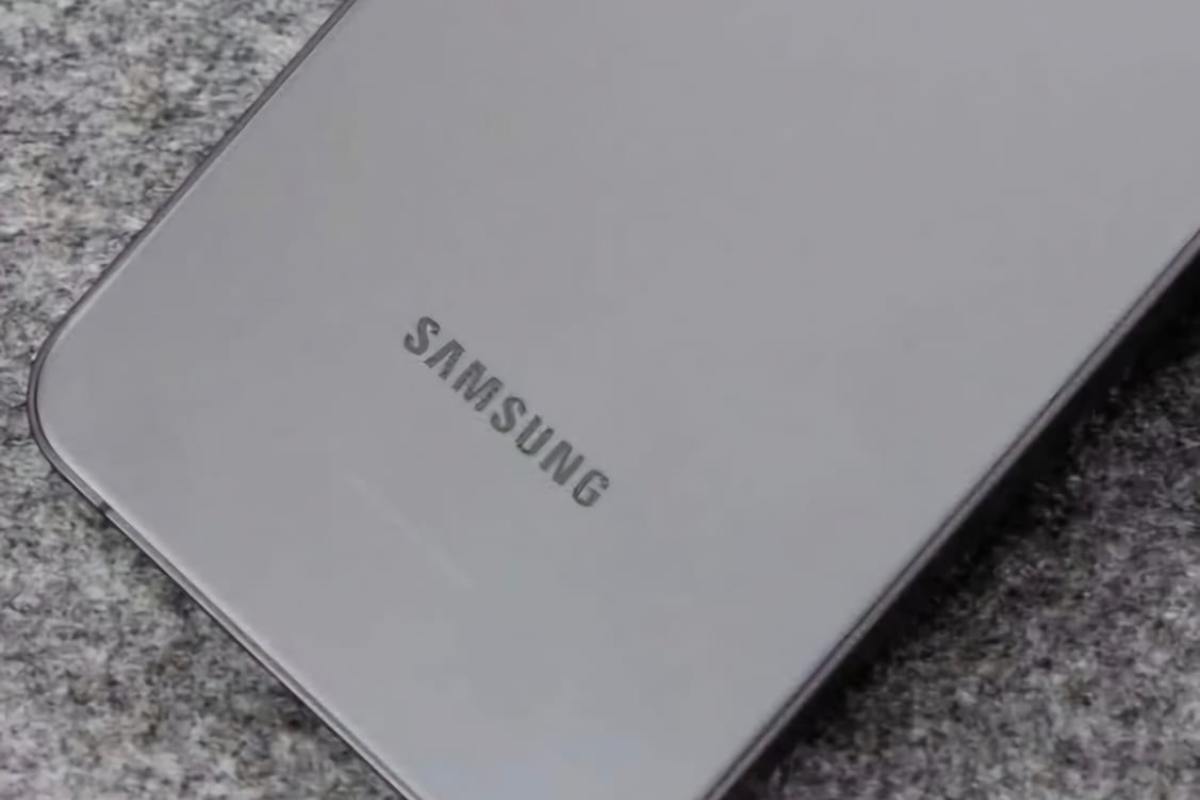 Samsung umilia Apple video