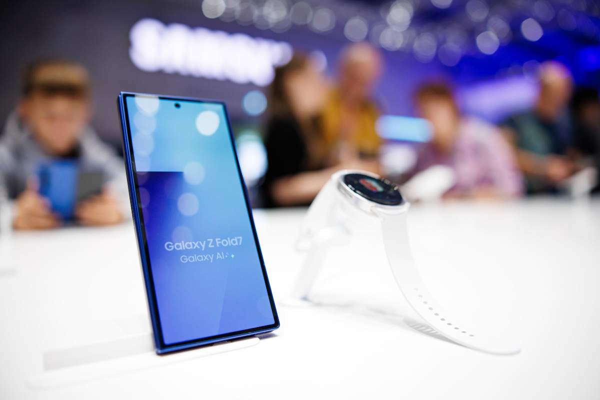Un Galaxy Z Fold7 in esposizione