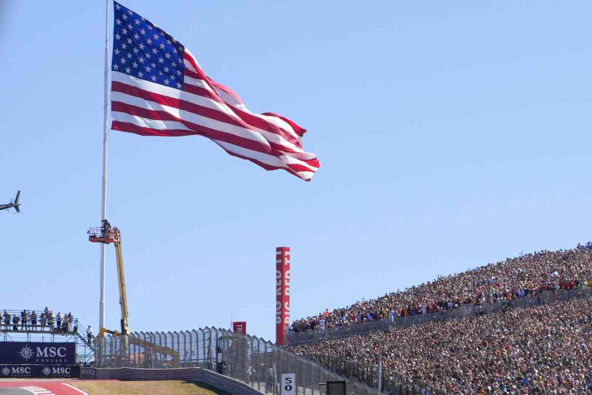 Bandiera USA durante il GP del Texas