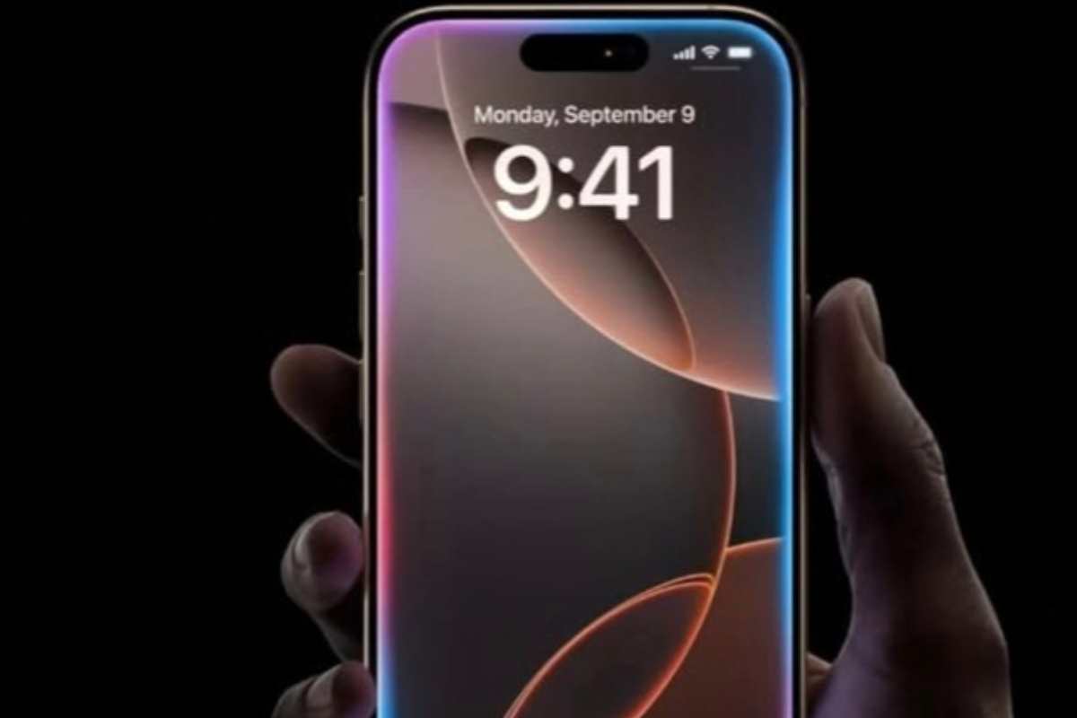 Siri delude Apple scoppia caos