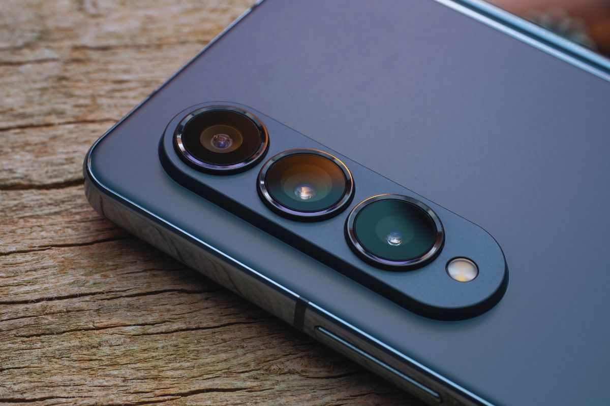 Dettaglio su fotocamera smartphone Samsung