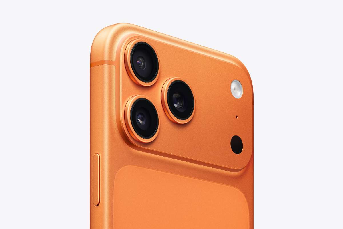 Dettaglio della telecamera posteriore dell'Iphone 17 Pro Max