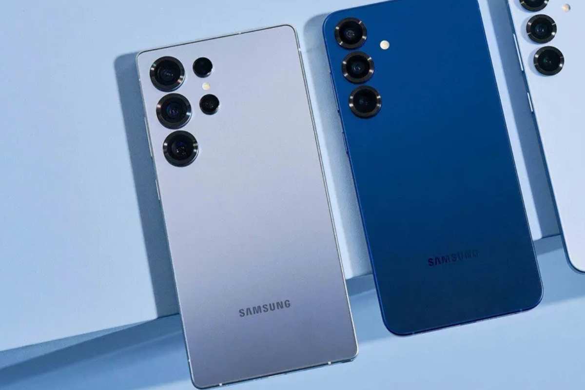 Galaxy S26 le versioni in blu