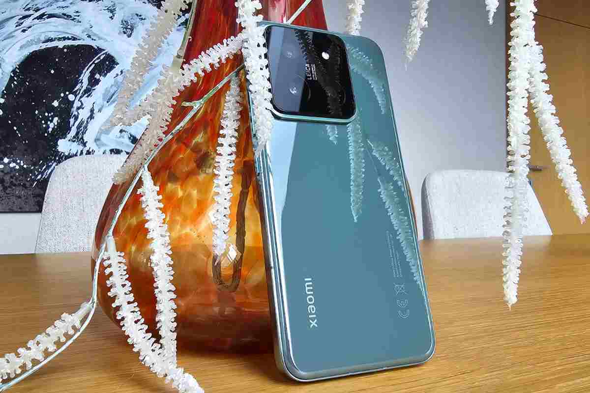 Smartphone, compratelo ora: nel 2026 prezzi doppi, il motivo