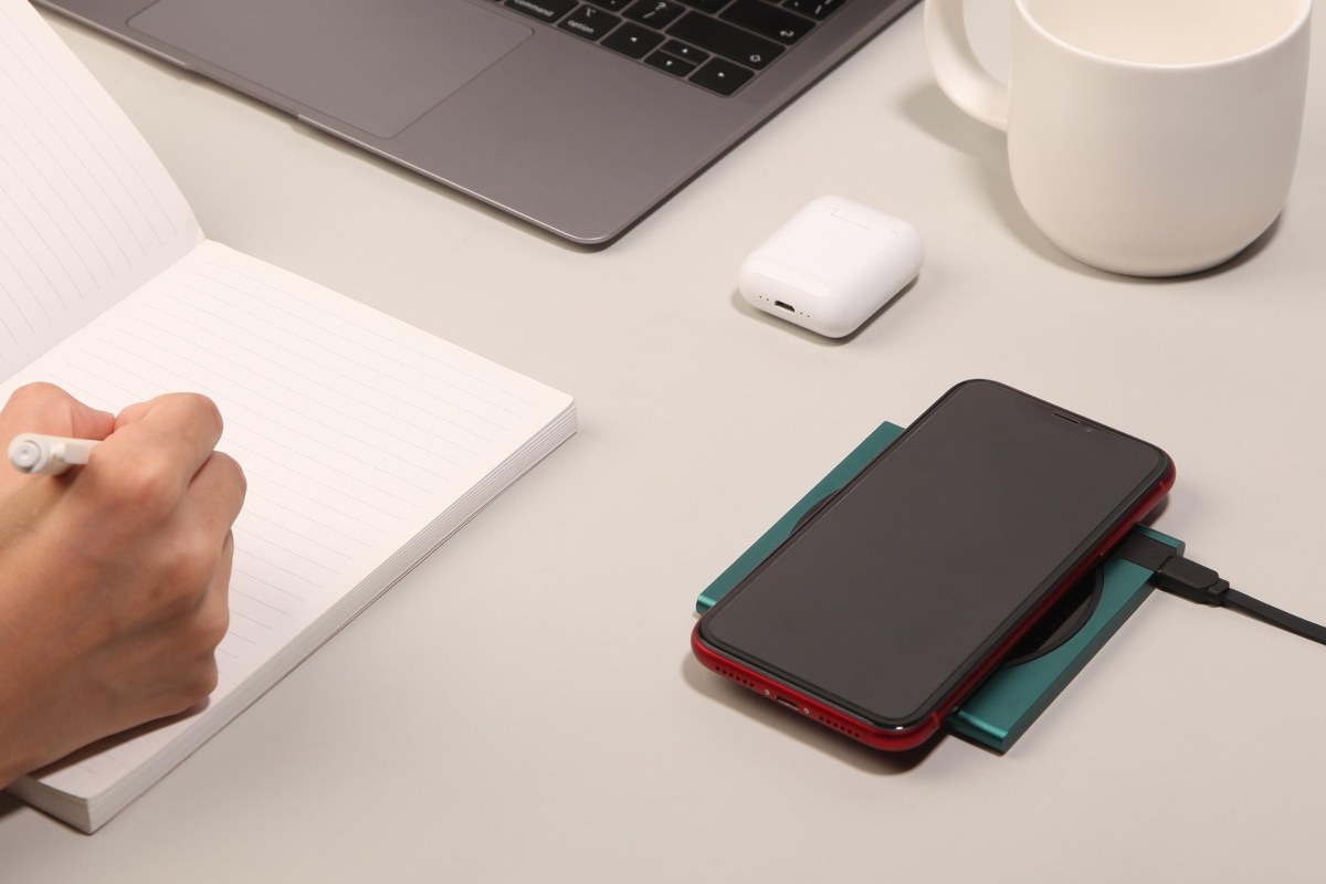 Smartphone con ricarica wireless