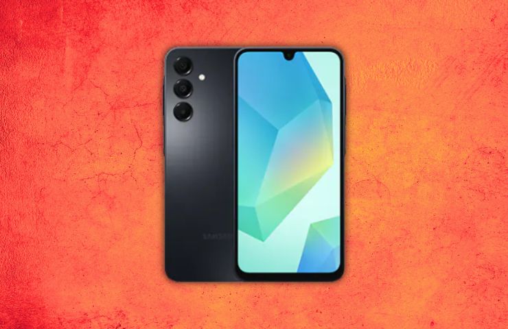 samsung galaxy a16 fronte retro su sfondo arancione