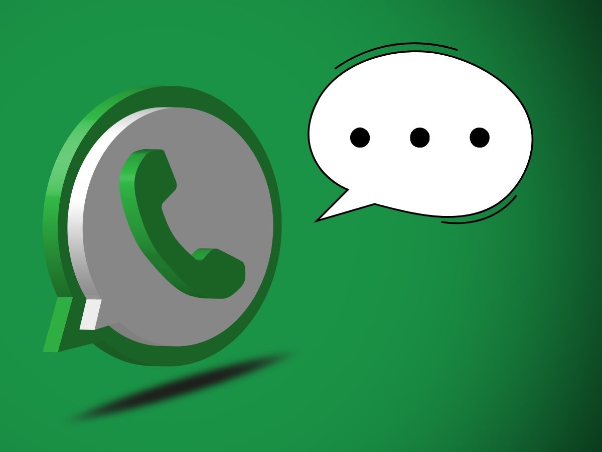 logo di whatsapp su sfondo verde con baloon con 3 punti di sospensione