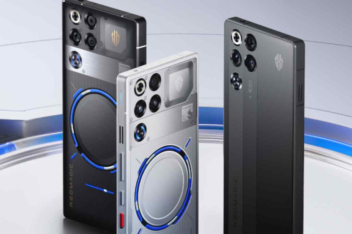 Tripla versione del Nubia Redmagic 11 Pro